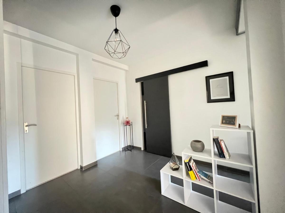 נים Superbe Appartement Centre Ville מראה חיצוני תמונה